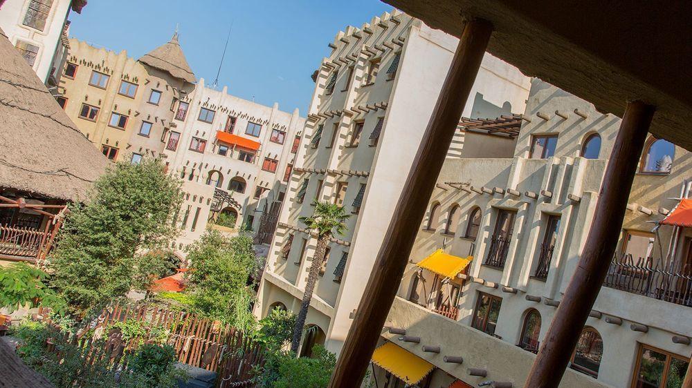 Hotel Matamba, Phantasialand Erlebnishotel Brühl Exterior foto